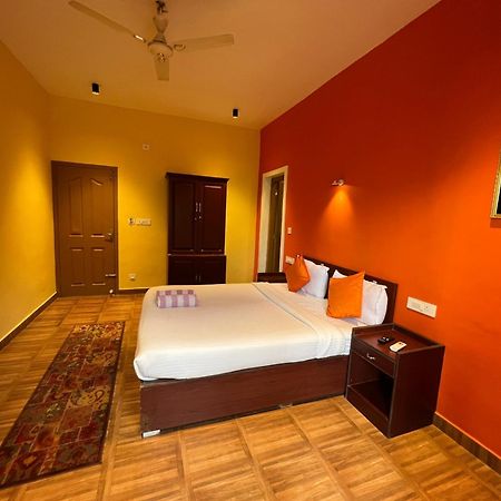 Bed and Breakfast Munnar Blue Mist Esterno foto