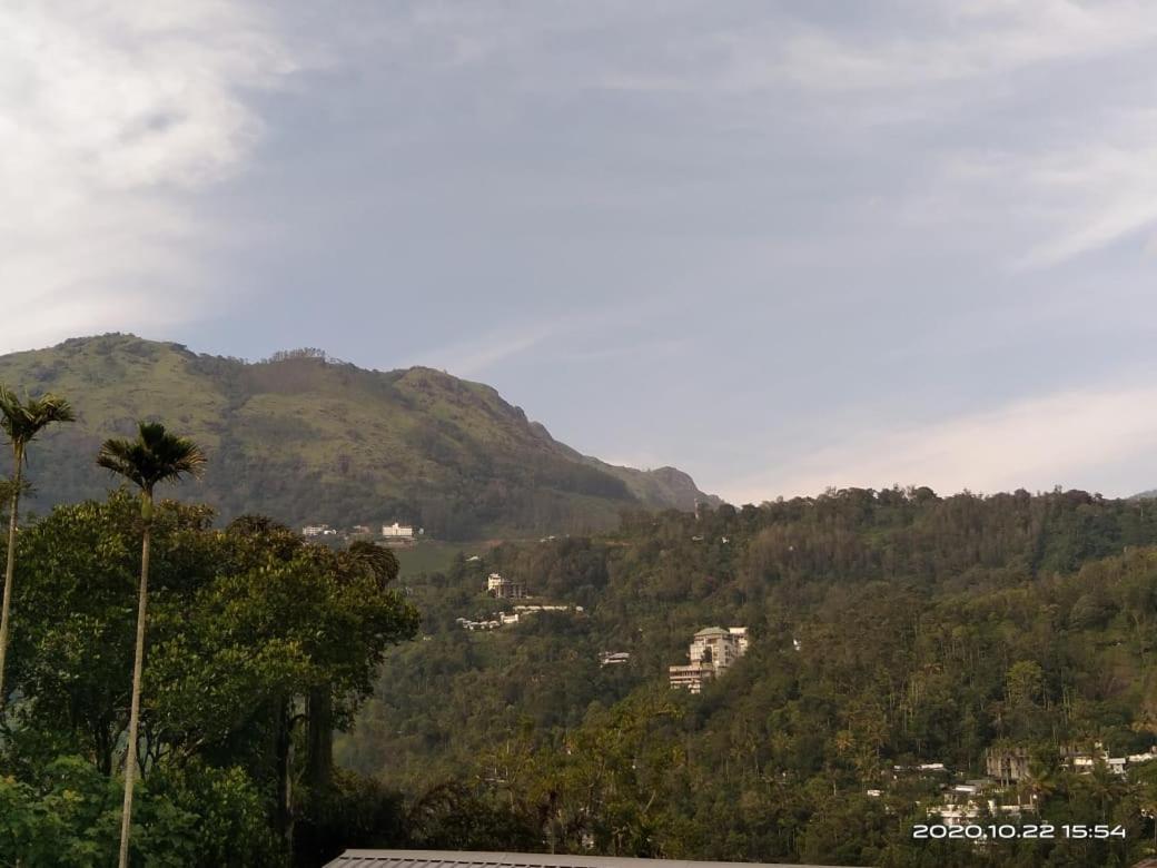 Bed and Breakfast Munnar Blue Mist Esterno foto