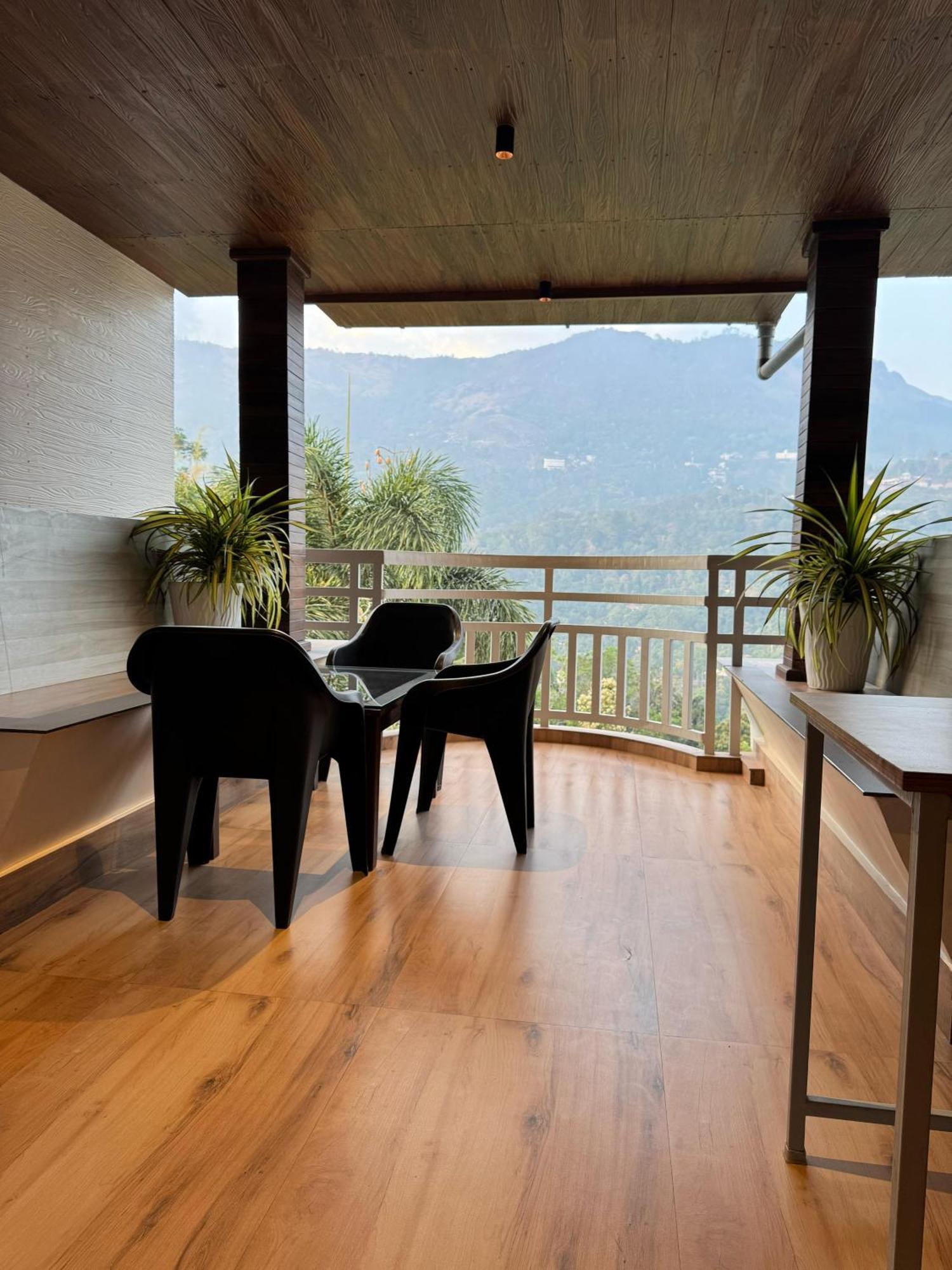 Bed and Breakfast Munnar Blue Mist Esterno foto